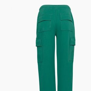 Aritzia cozy fleece mega cargo sweatpant Small short